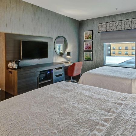 Hampton Inn Fresno Airport Ngoại thất bức ảnh